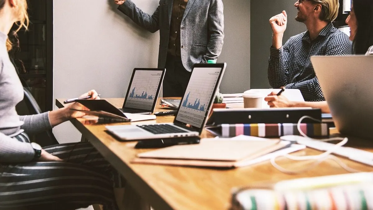 商务运营团队